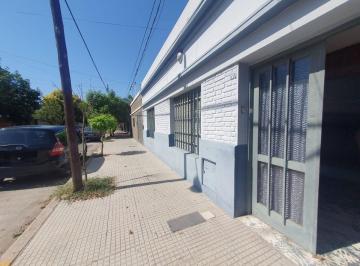 Casa · 253m² · 5 Ambientes · 1 Cochera · Venta Casa 3 Dorm. Mas Galpon B° Sarmiento