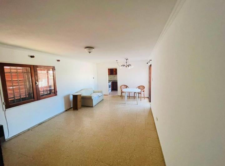 PH · 232m² · 6 Ambientes · 1 Cochera