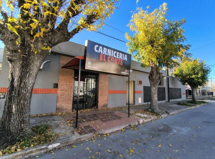 Local comercial · 228m²