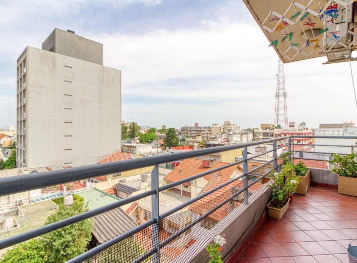 Departamento · 160m² · 4 Ambientes · 2 Cocheras