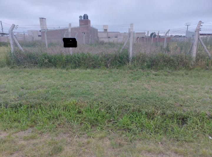 Terreno · 300m²