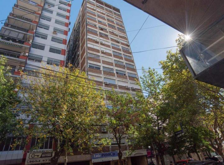 Departamento · 75m² · 4 Ambientes · 1 Cochera
