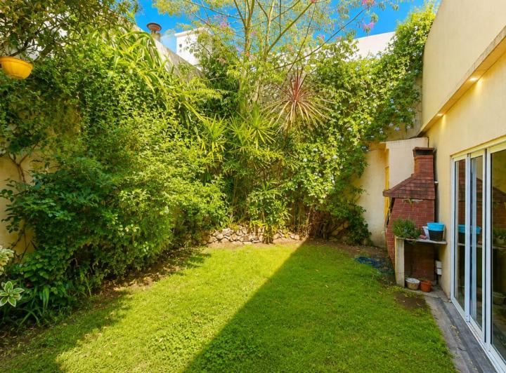 Casa · 160m² · 4 Ambientes · 1 Cochera