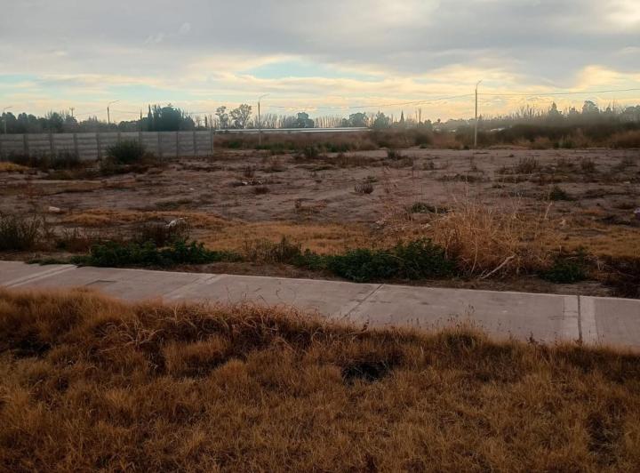 Terreno · 250m²