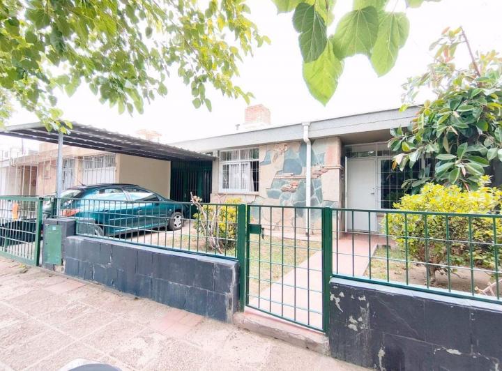 Casa · 142m² · 4 Ambientes · 3 Cocheras