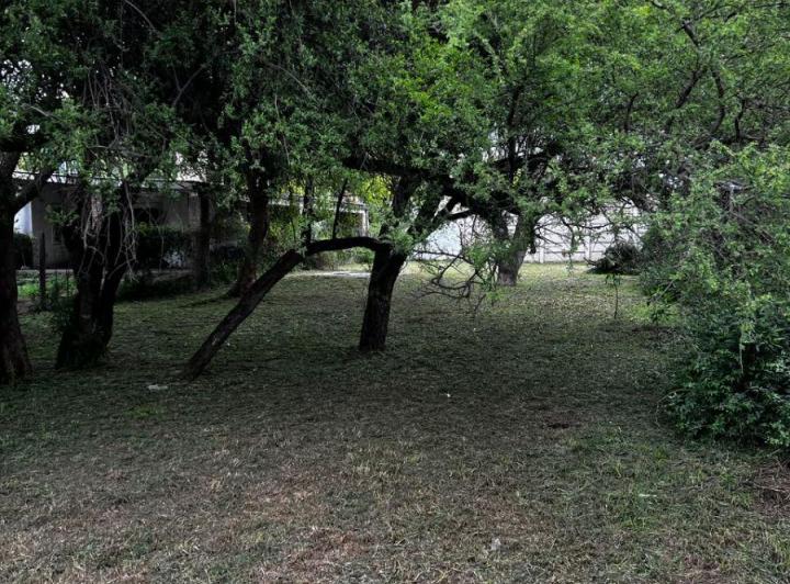 Terreno · 562m²