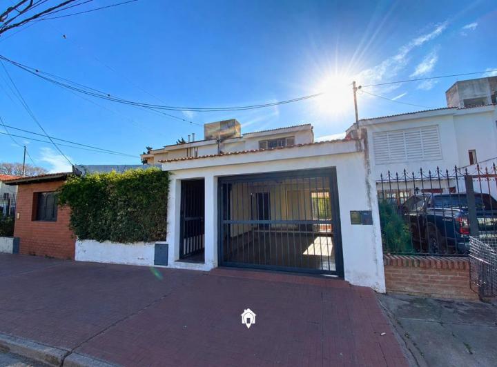Casa · 188m² · 3 Dormitorios · 1 Cochera