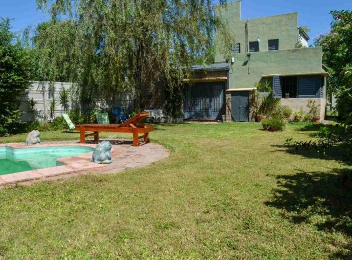 Casa · 98m² · 4 Ambientes · 1 Cochera