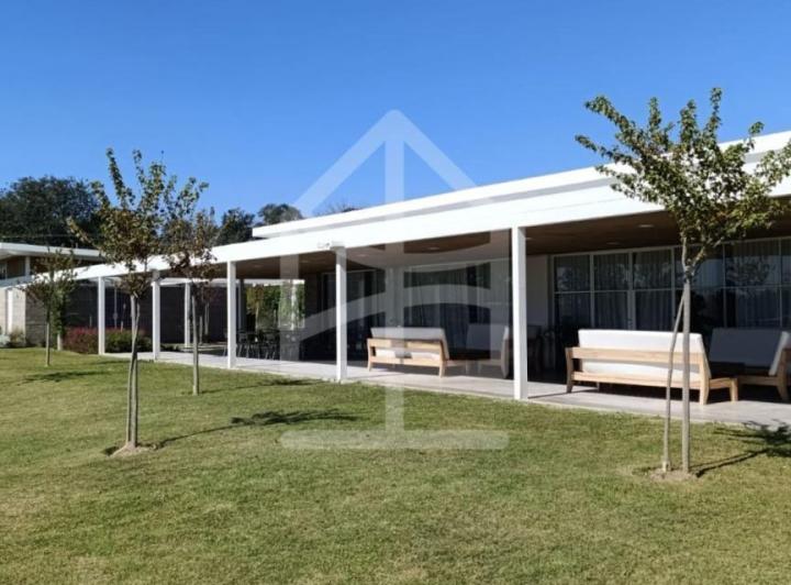 Terreno · 1110m²