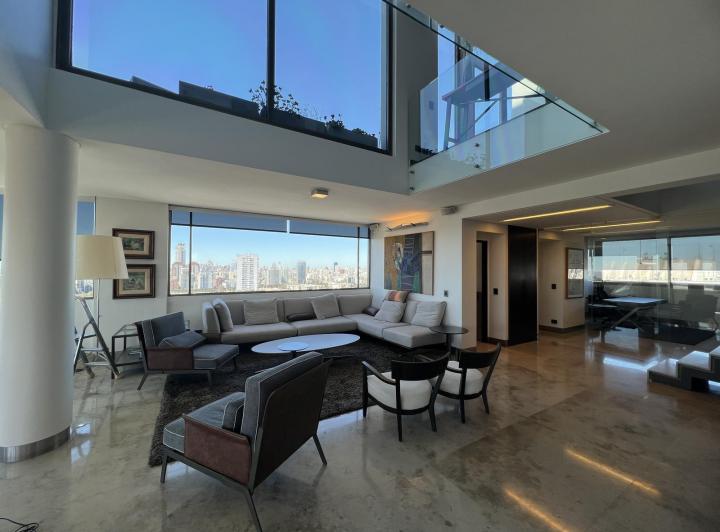 Departamento · 320m² · 7 Ambientes · 3 Cocheras