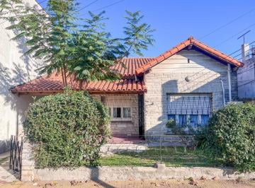 Casa · 120m² · 4 Ambientes · Venta de Casa 4 Ambientes en Lomas de Zamora