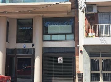 Garage , Rosario · Cochera en Alquiler
