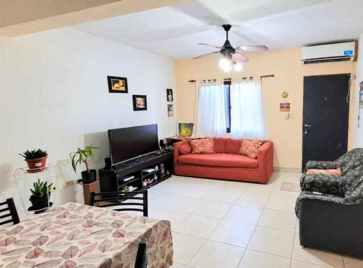 Casa · 90m² · 4 Ambientes · 1 Cochera
