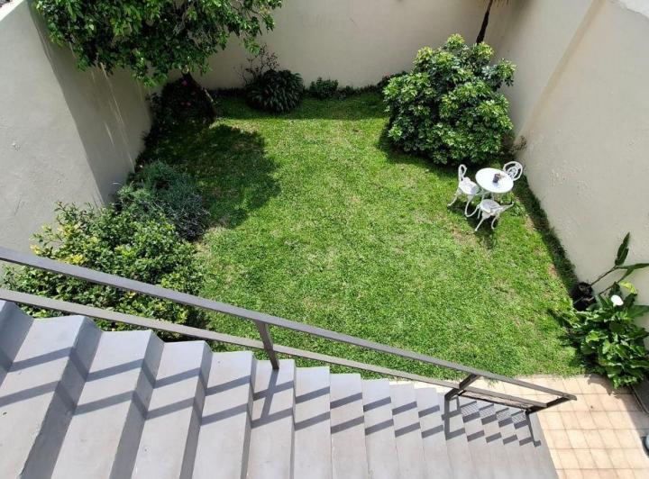 Casa · 161m² · 5 Ambientes · 1 Cochera