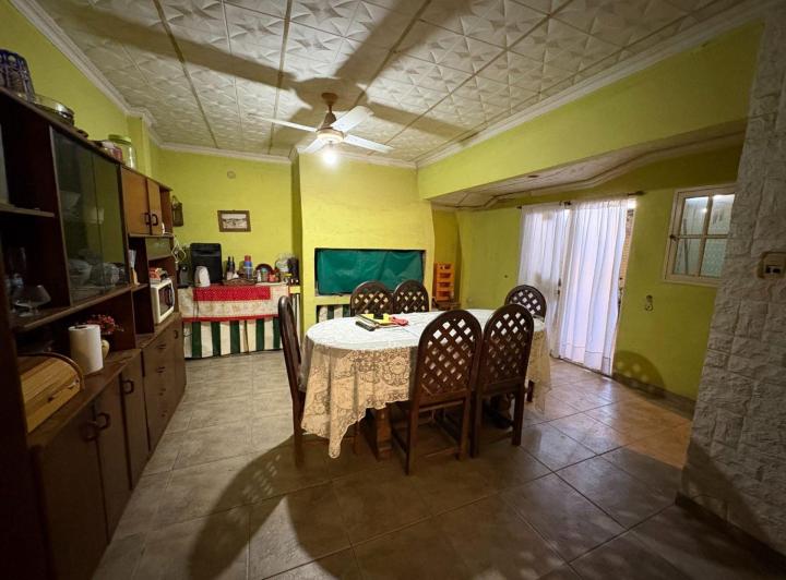 Casa · 136m² · 7 Ambientes · 1 Cochera