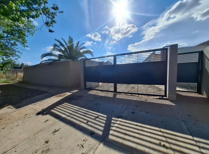 Casa · 70m² · 3 Ambientes · 1 Cochera