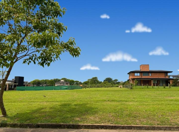 Terreno · 800m²