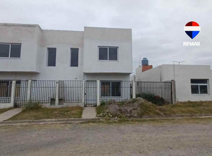 Casa · 110m² · 3 Ambientes · 1 Cochera