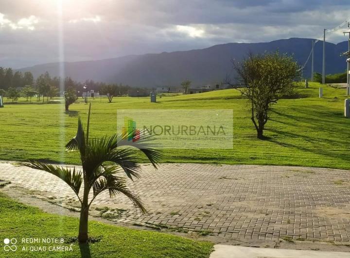 Terreno · 450m²