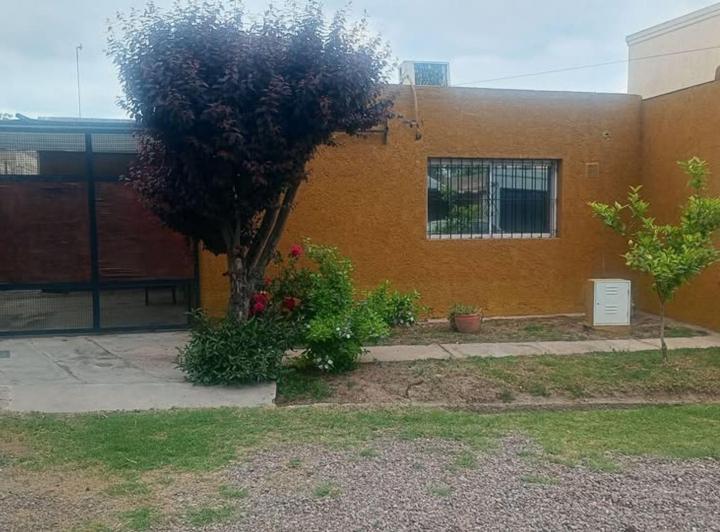 Casa · 90m² · 3 Ambientes · 1 Cochera