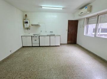 Departamento · 43m² · 2 Ambientes · Alquiler Mendoza 3700 Departamento un Dormitorio Escalera