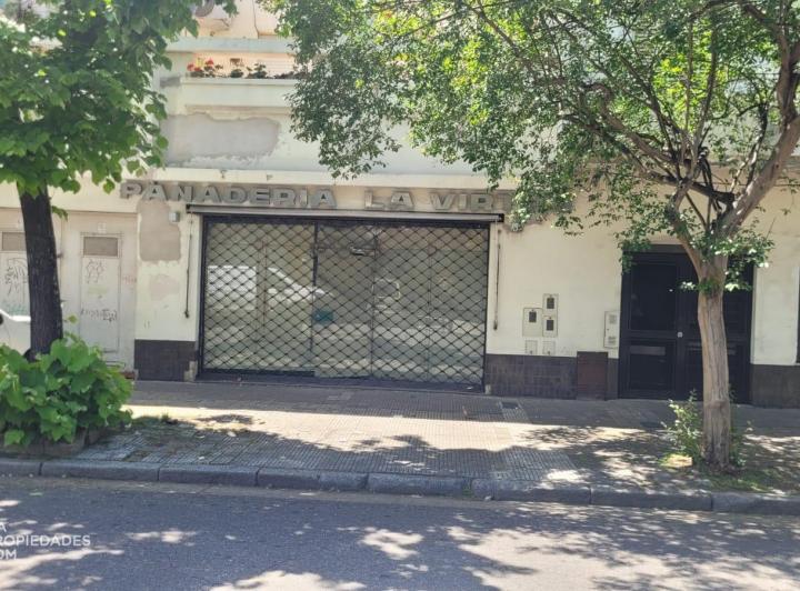 Local comercial · 258m² · 4 Ambientes