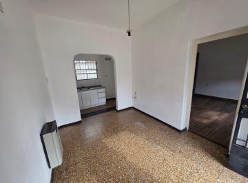 Casa · 45m² · 2 Ambientes · Venta Casa un Dormitorio Reciclada