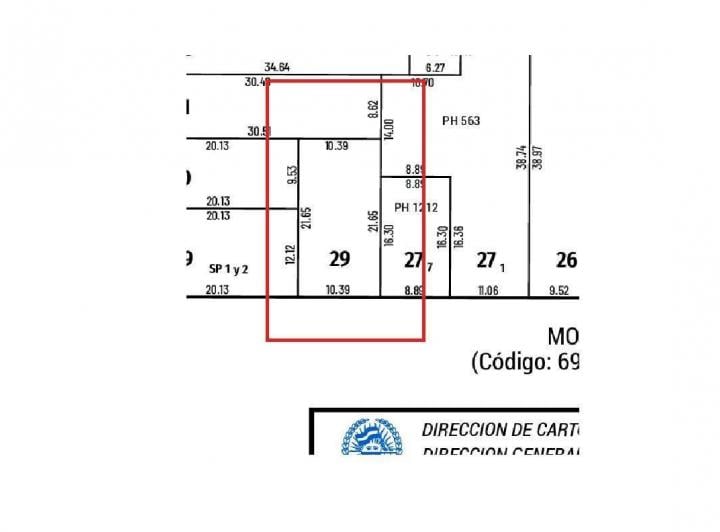 Terreno · 225m²