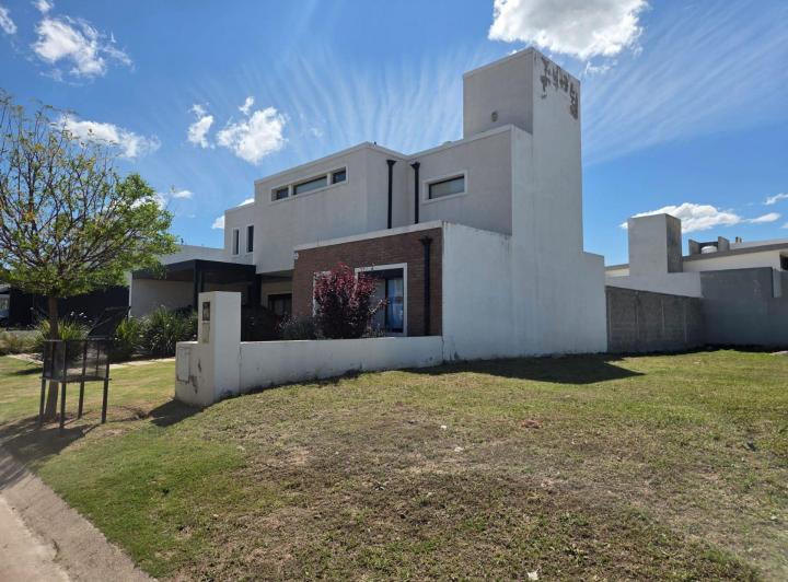 Terreno · 360m²