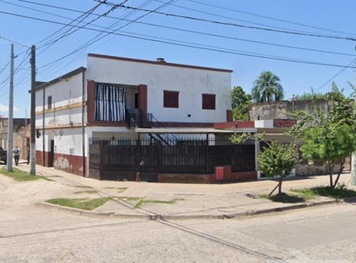 Casa · 340m² · 11 Ambientes · 1 Cochera
