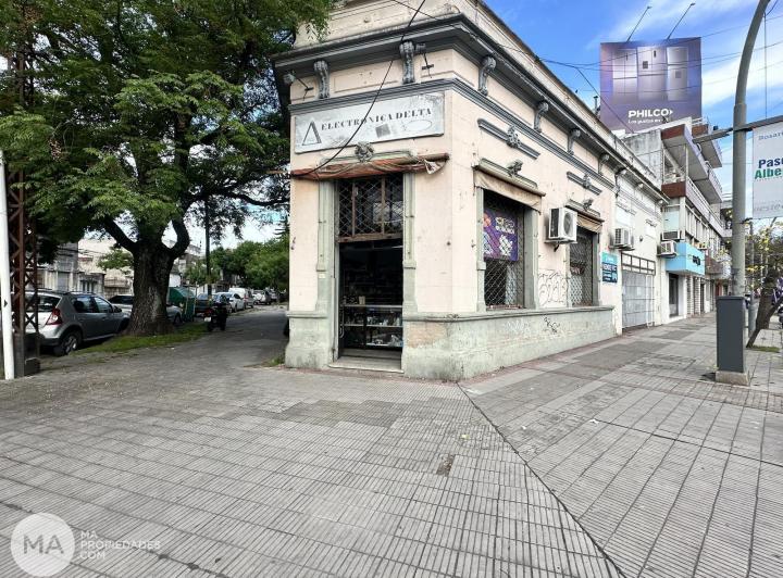 Terreno · 373m²