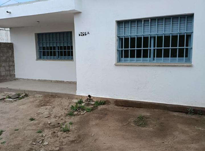 Casa · 4540000ha · 5 Ambientes · 2 Cocheras
