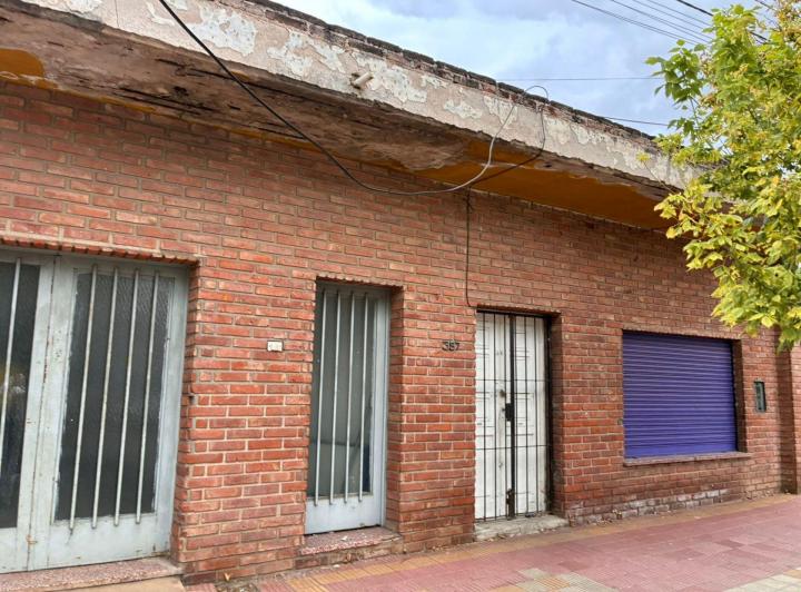 Casa · 218m² · 3 Ambientes · 1 Cochera