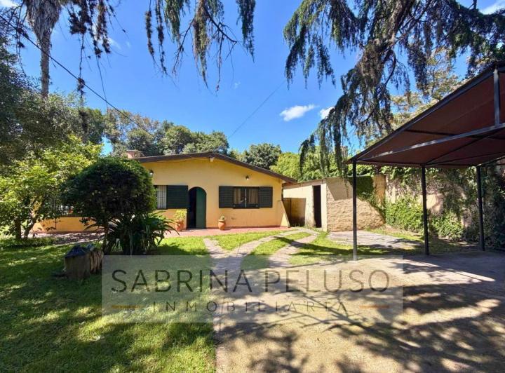Casa · 80m² · 4 Ambientes · 1 Cochera
