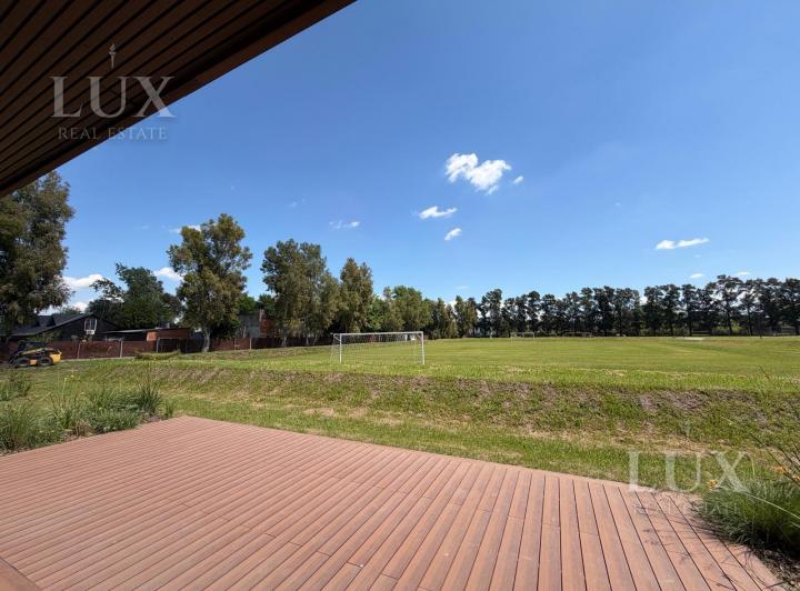 Terreno · 960m²