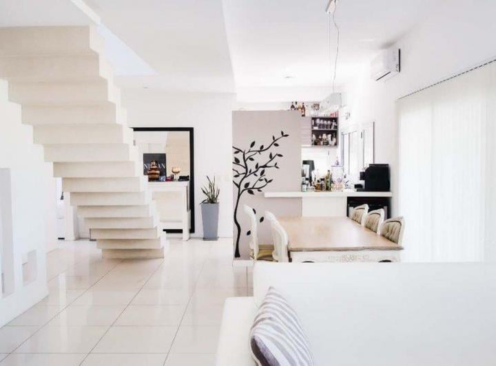 Casa · 213m² · 6 Ambientes · 1 Cochera