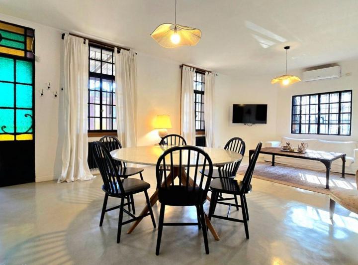 Casa · 150m² · 3 Ambientes · 2 Cocheras