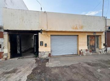 PH · 134m² · 3 Ambientes · 2 Cocheras · Venta Jauregui PH 3 Ambientes 600 m de Fondo