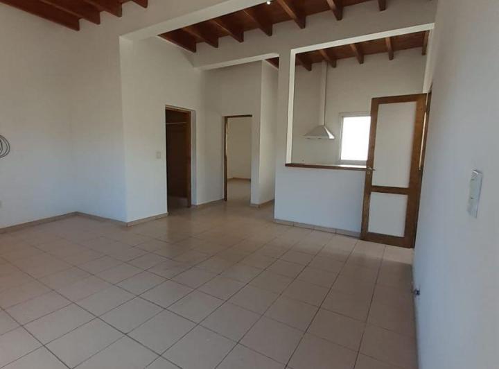 Departamento · 50m² · 6 Ambientes · 1 Cochera