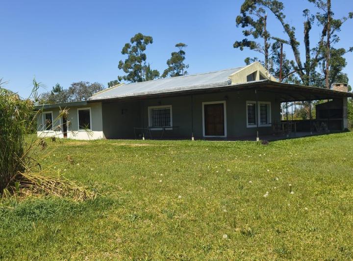 Quinta vacacional · 100m² · 4 Ambientes · 1 Cochera
