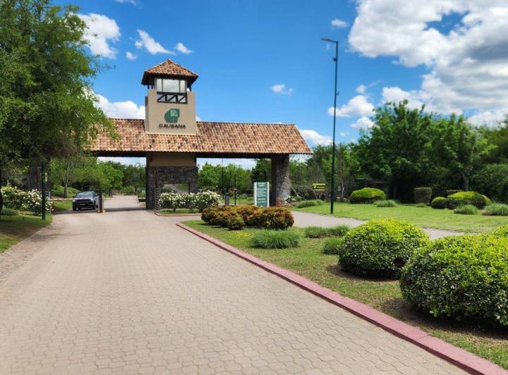 Terreno · 2117m²