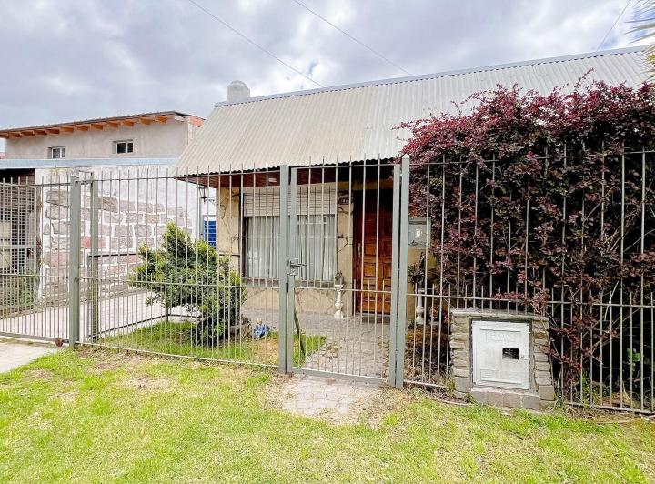 Casa · 129m² · 4 Ambientes · 1 Cochera