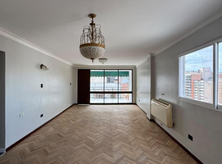 Departamento · 131m² · 5 Ambientes · 1 Cochera