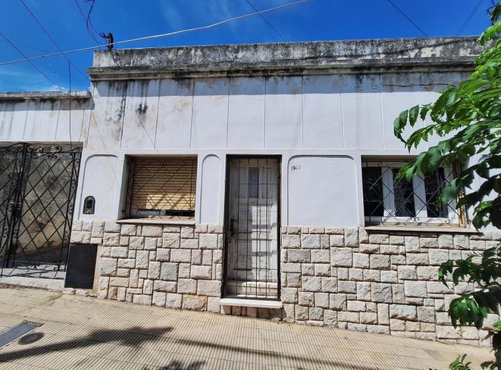 Casa · 178m² · 2 Dormitorios · 1 Cochera