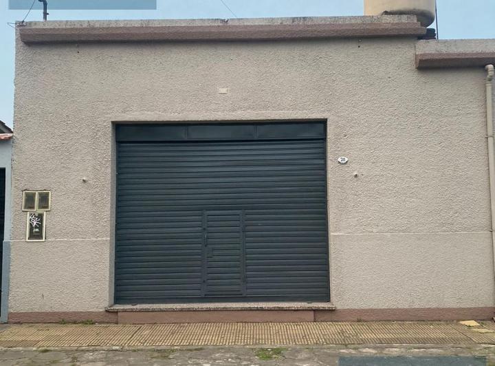Bodega-Galpón · 35m²