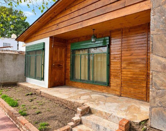 Casa · 157m² · 3 Ambientes · 1 Cochera