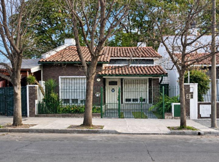 Casa · 77m² · 3 Ambientes · 1 Cochera