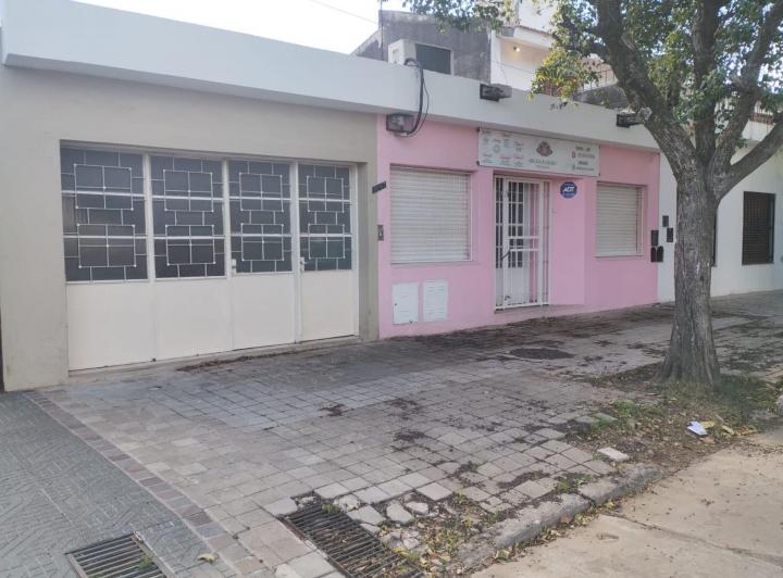 Casa · 232m² · 7 Ambientes · 1 Cochera