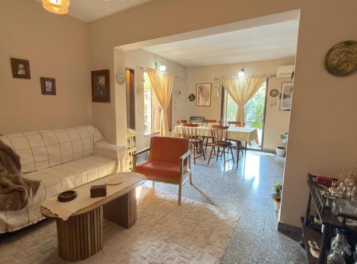 Casa · 135m² · 4 Ambientes · 3 Cocheras
