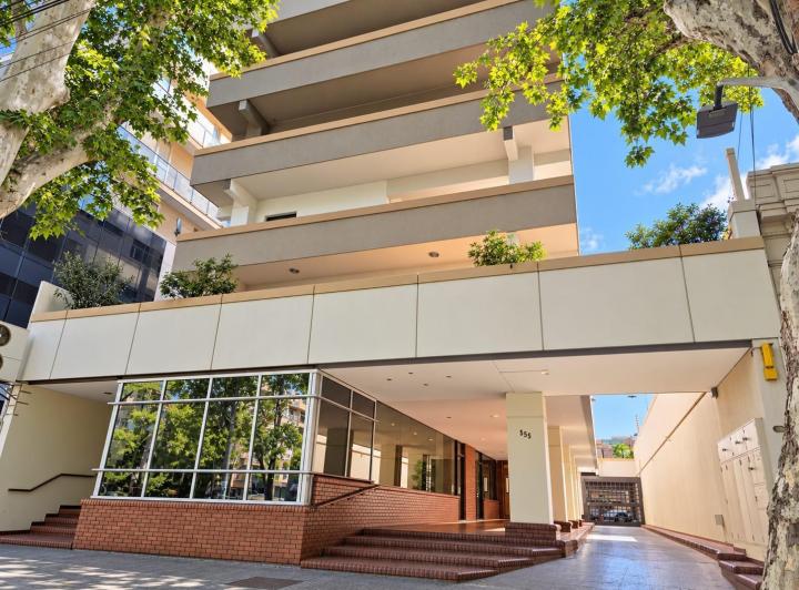 Departamento · 181m² · 5 Ambientes · 1 Cochera